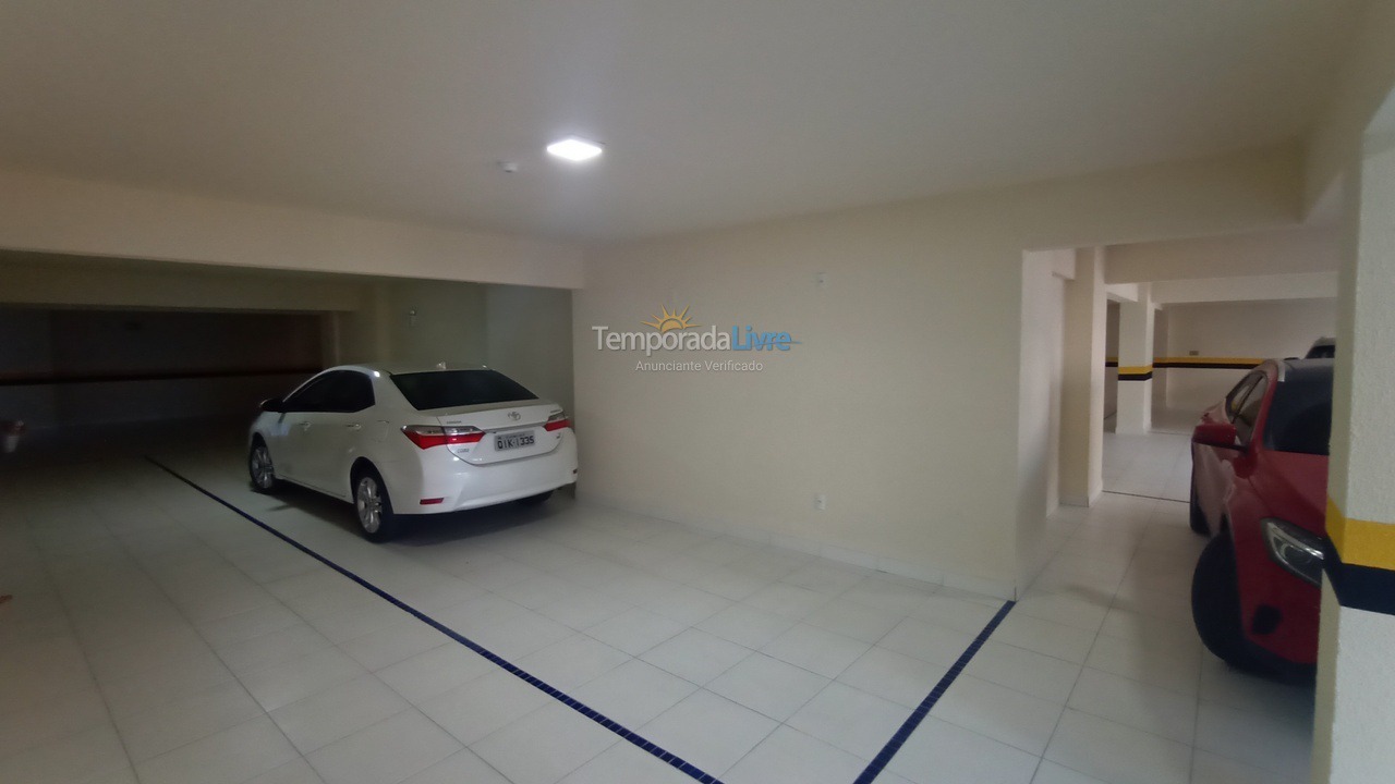 Apartamento para aluguel de temporada em Itapema (Meia Praia)