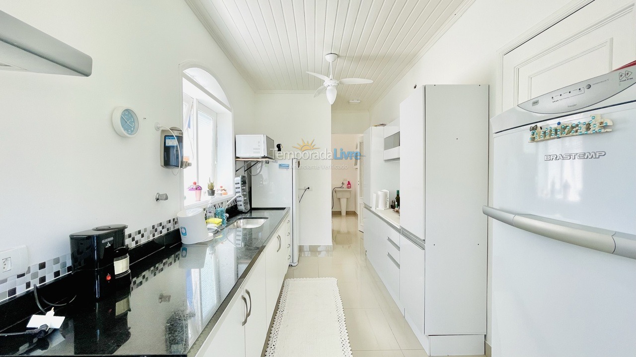 House for vacation rental in Guarujá (Jardim Acapulco)