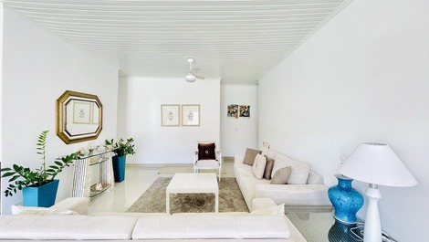 Beautiful House in Acapulco for 10 People with Pool, Barbecue and Wi-Fi