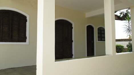 Garagem coberta p/ rede de balanço 