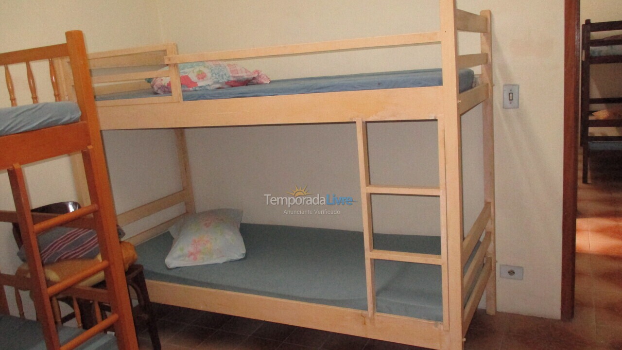 Granja para alquiler de vacaciones em Peruíbe (Ruinas do Abarebebê)