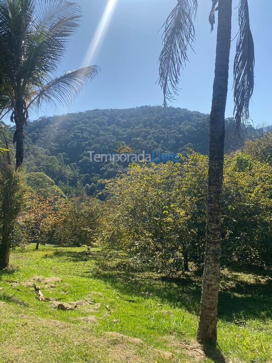 Chácara / sítio para aluguel de temporada em Paraibuna (Bairro Campo Redondo)