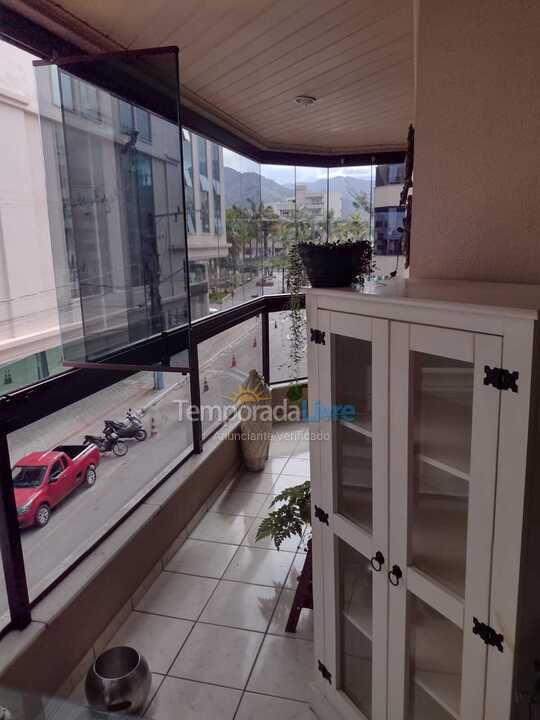 Apartment for vacation rental in Itapema (Centro)