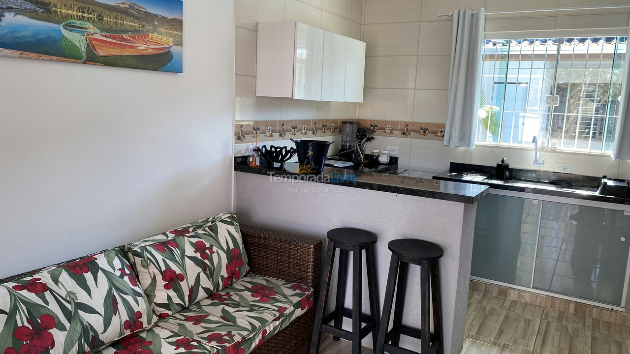 Casa para aluguel de temporada em Itapoá (Balneário Cambiju)