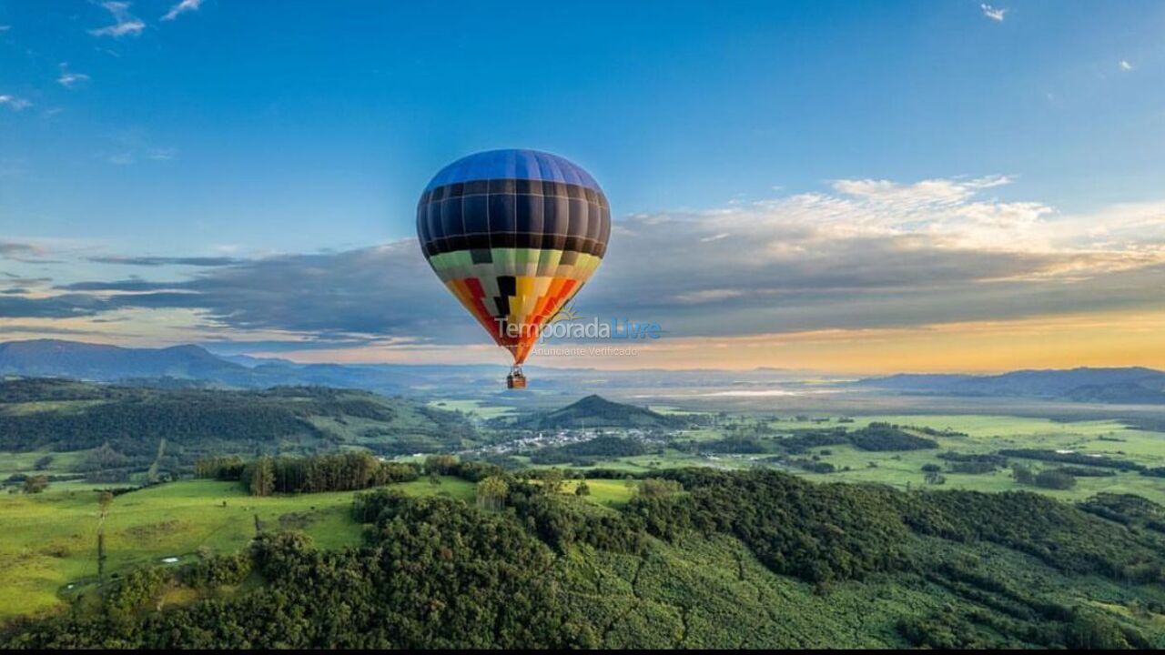 Chácara / sítio para aluguel de temporada em Morrinhos do Sul (Estrada da Perdida)