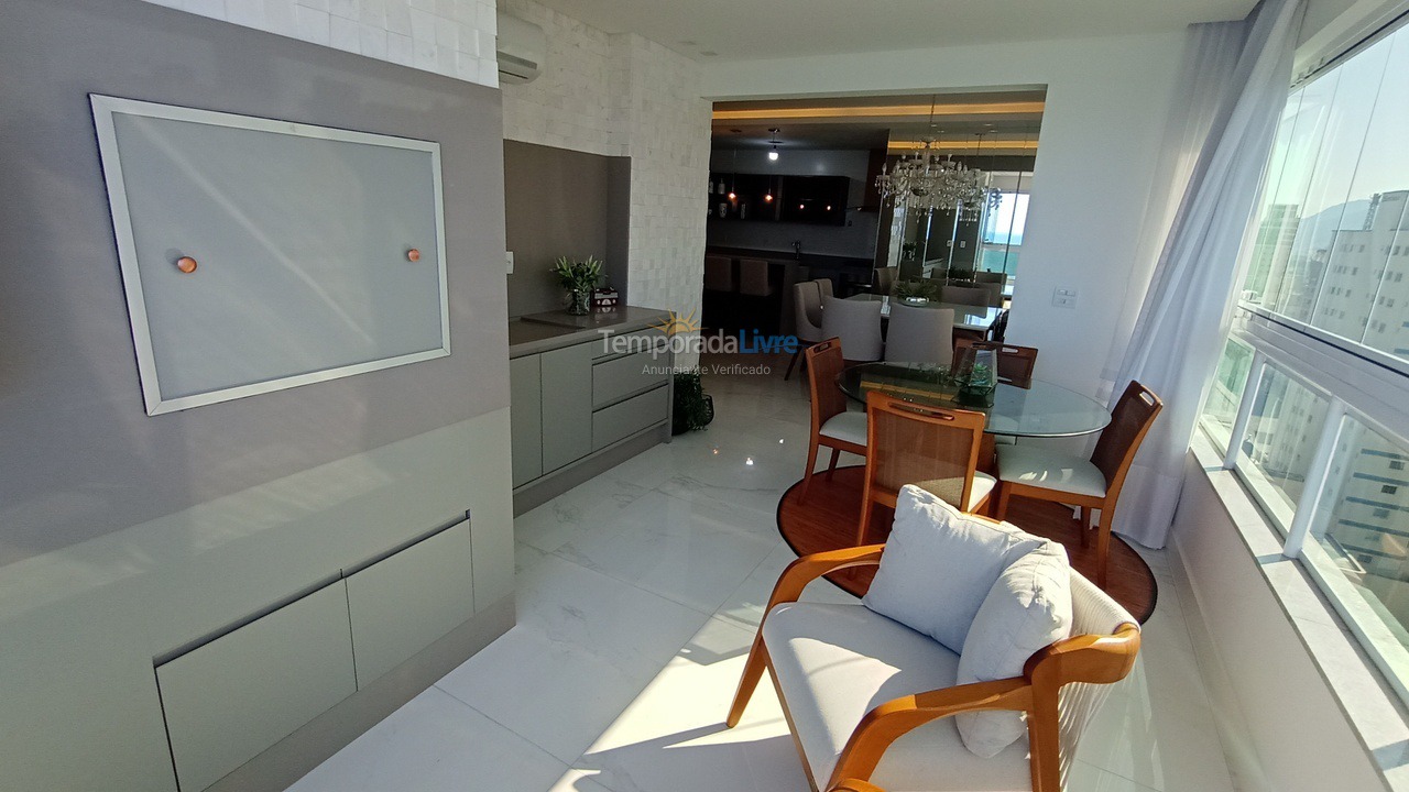 Apartamento para aluguel de temporada em Itapema (Meia Praia)