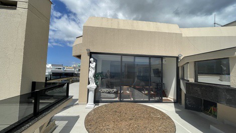 Ático 4 habitaciones con vista al mar.