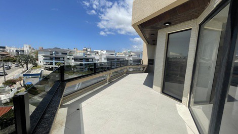 Ático 4 habitaciones con vista al mar.