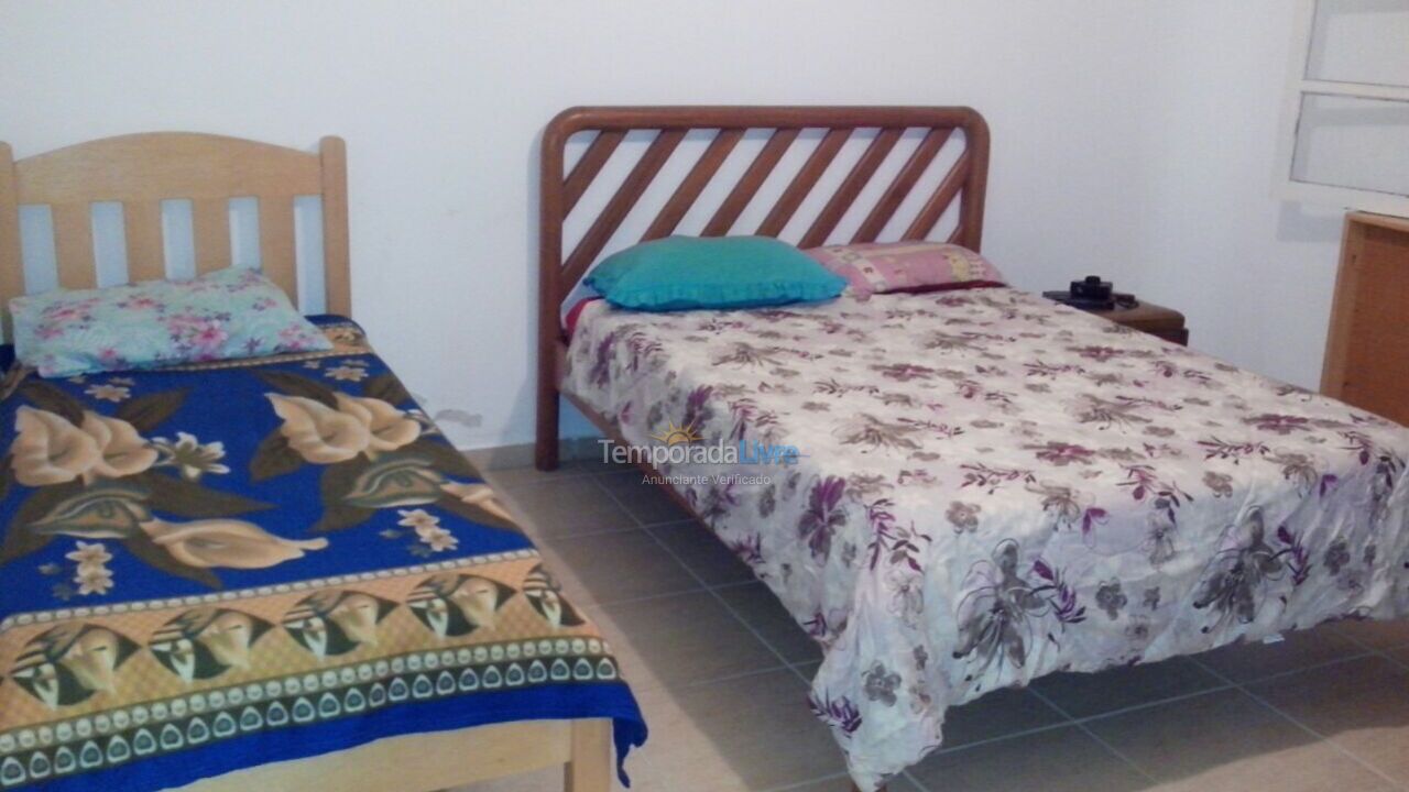Casa para alquiler de vacaciones em Ubatuba (Praia das Toninhas)