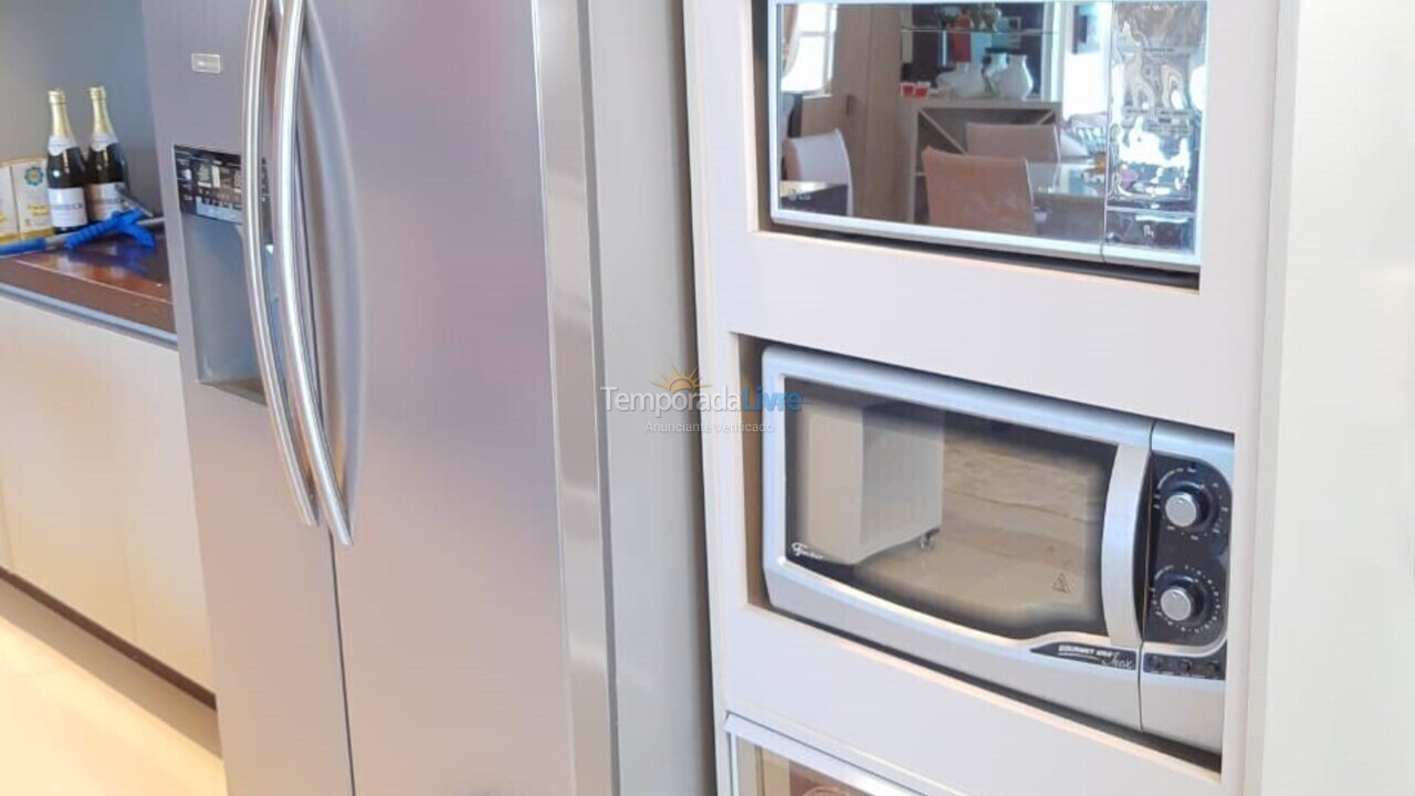 Apartment for vacation rental in Itapema (Meia Praia)