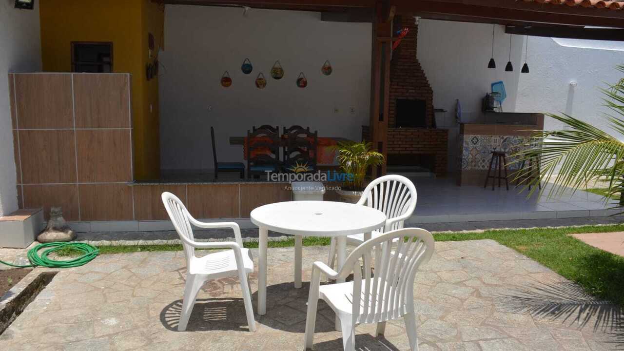 Casa para aluguel de temporada em Barra de São Miguel (Loteamento Patrícia Cordeiro Alto De)