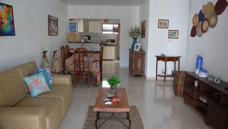 Sala de visita e jantar.