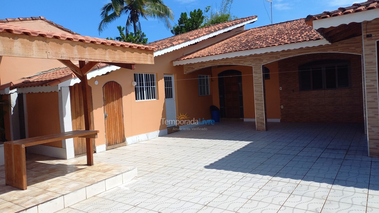 Casa para alquiler de vacaciones em Itanhaém (Balneário Gaivotas)