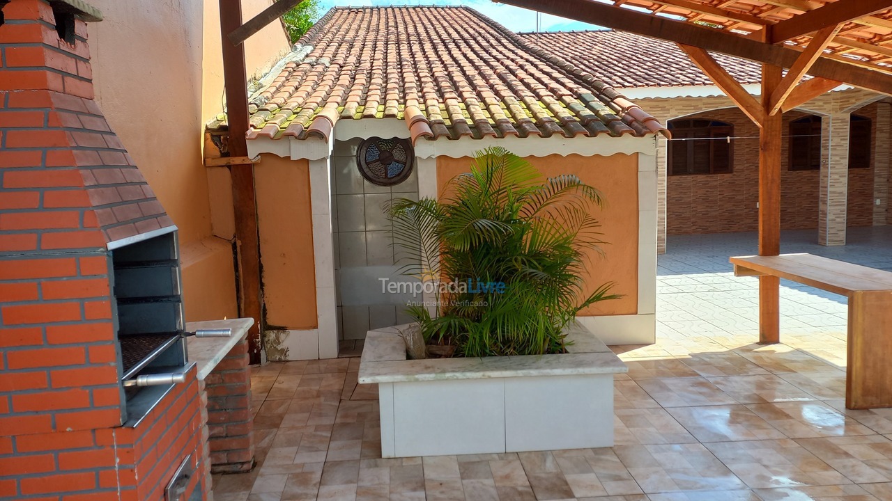 Casa para alquiler de vacaciones em Itanhaém (Balneário Gaivotas)