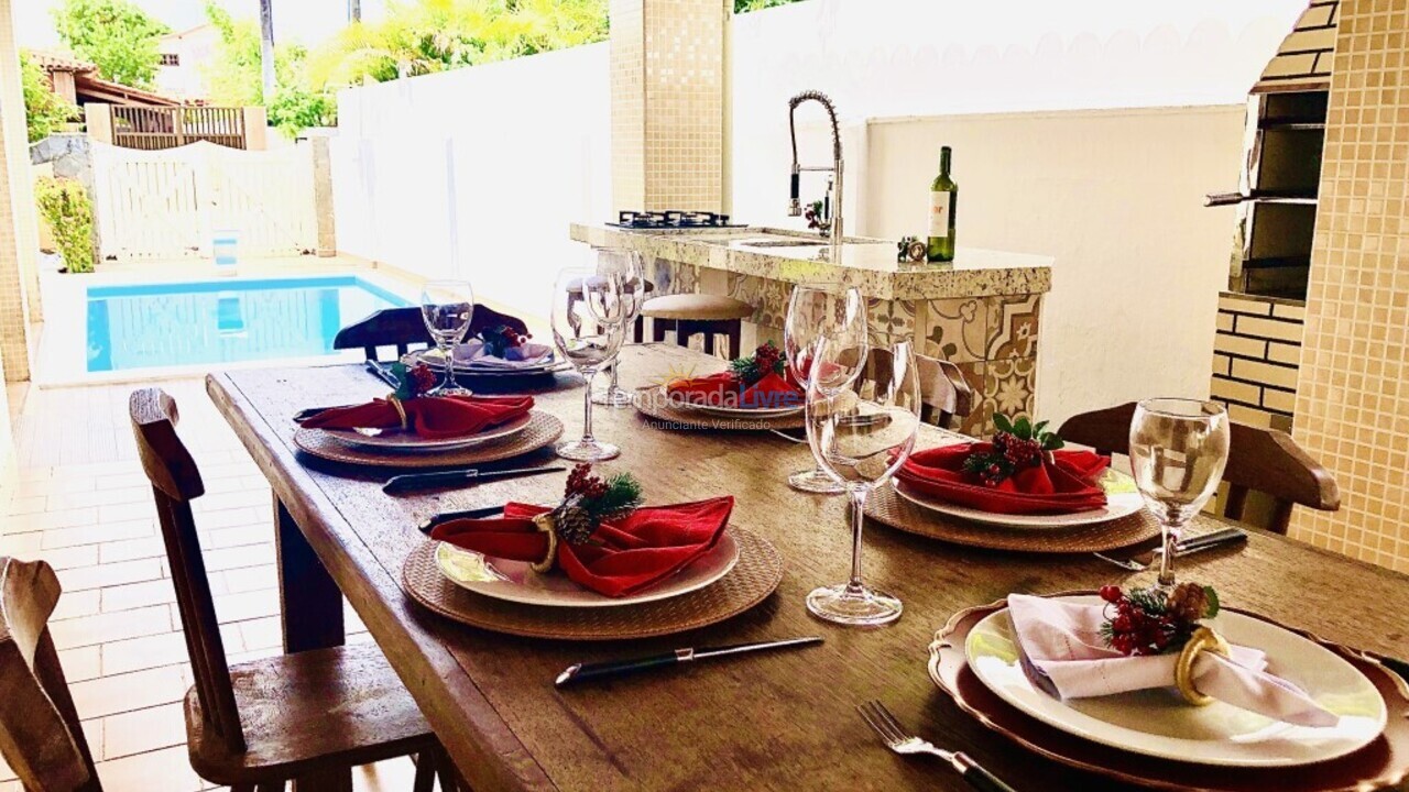 Casa para aluguel de temporada em Camaçari (Praia de Guarajuba)