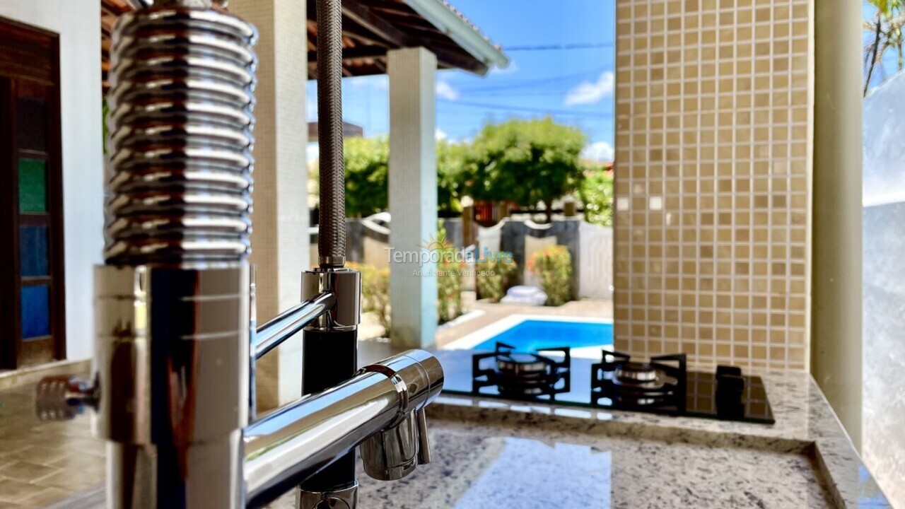 Casa para aluguel de temporada em Camaçari (Praia de Guarajuba)