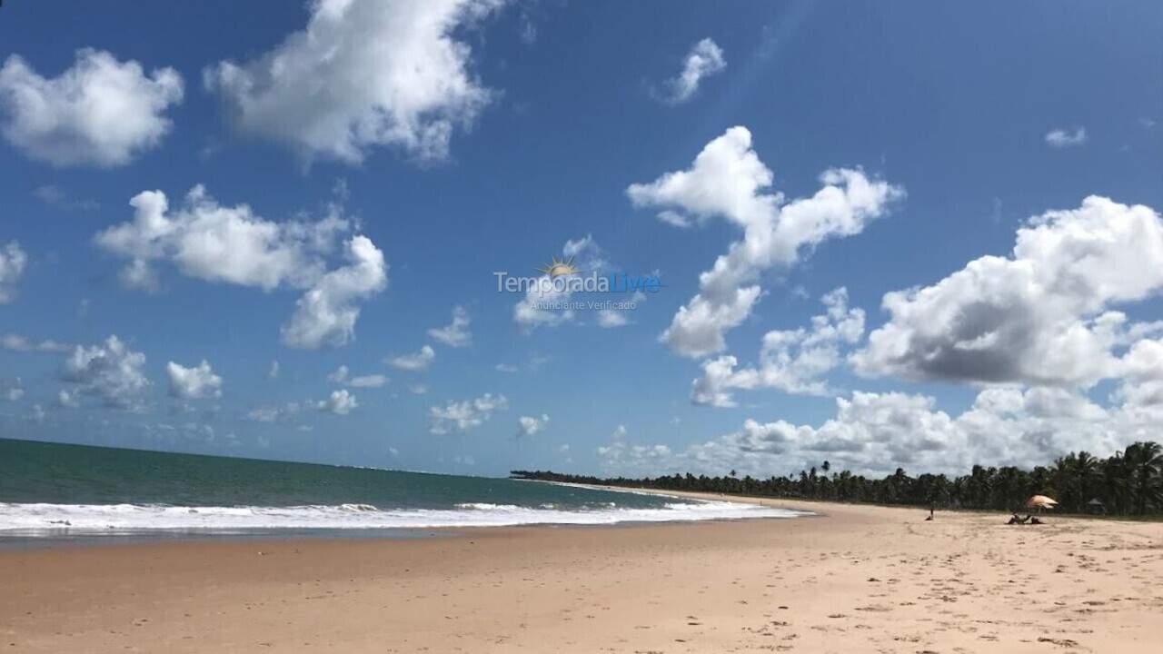 Casa para aluguel de temporada em Camaçari (Praia de Guarajuba)
