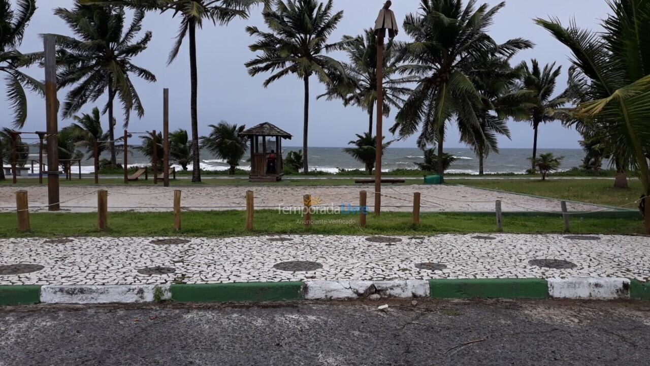 Casa para aluguel de temporada em Camaçari (Praia de Guarajuba)