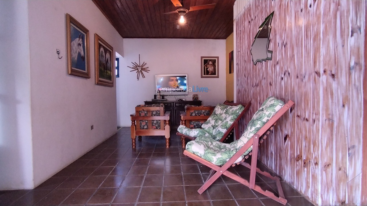 House for vacation rental in Ubatuba (Praia do Lázaro)