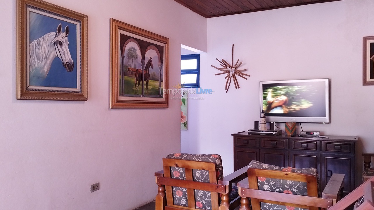 House for vacation rental in Ubatuba (Praia do Lázaro)