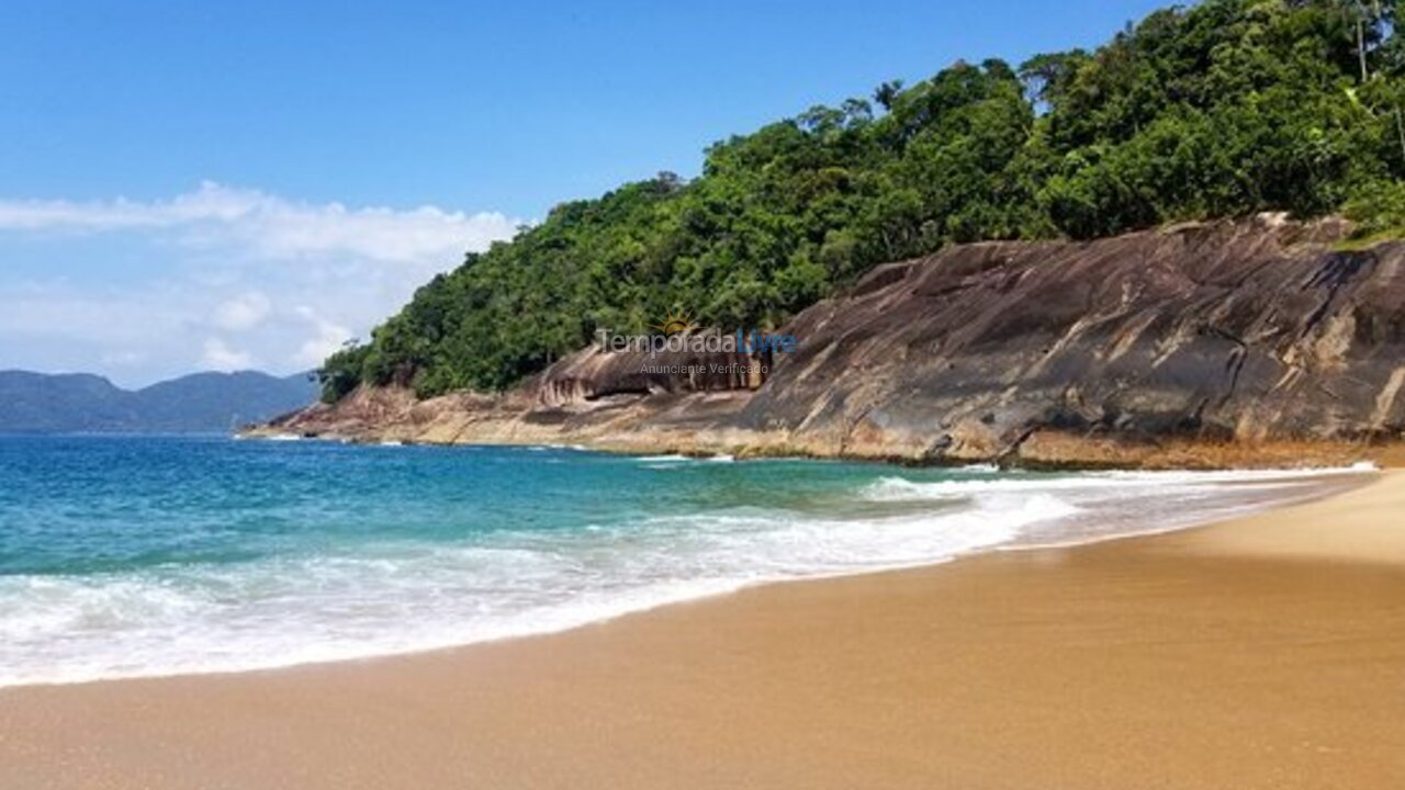 House for vacation rental in Ubatuba (Praia do Lázaro)
