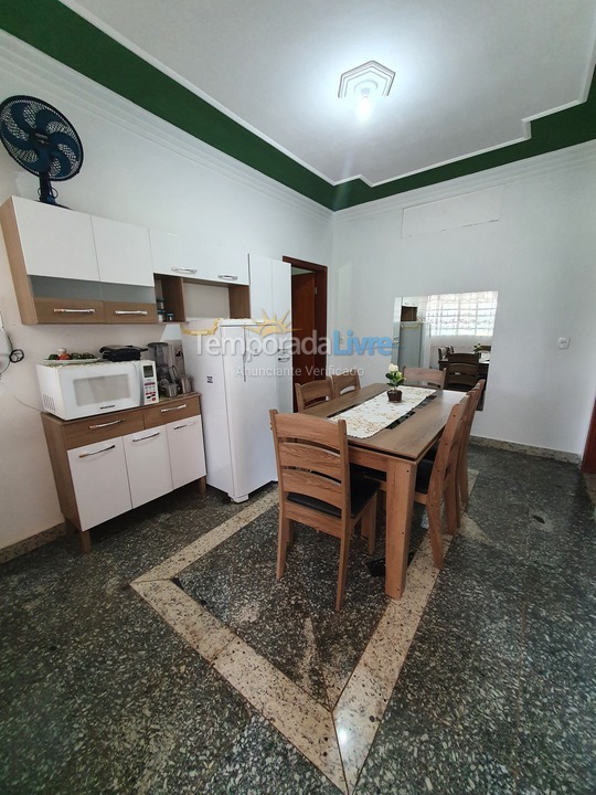 Casa para aluguel de temporada em Limeira (Jardim Celina)