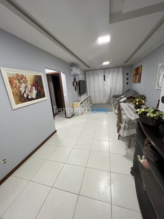 Apartamento para aluguel de temporada em Arraial do Cabo (Prainha)