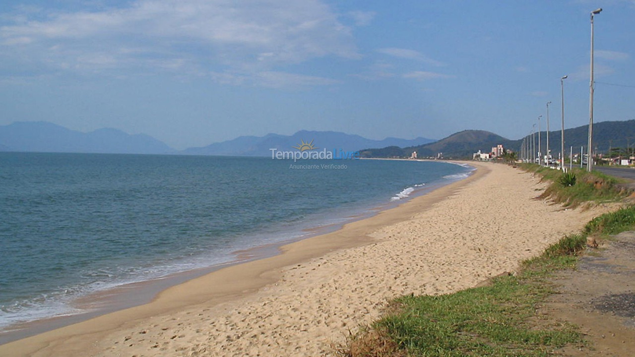 House for vacation rental in Caraguatatuba (Massaguaçu)