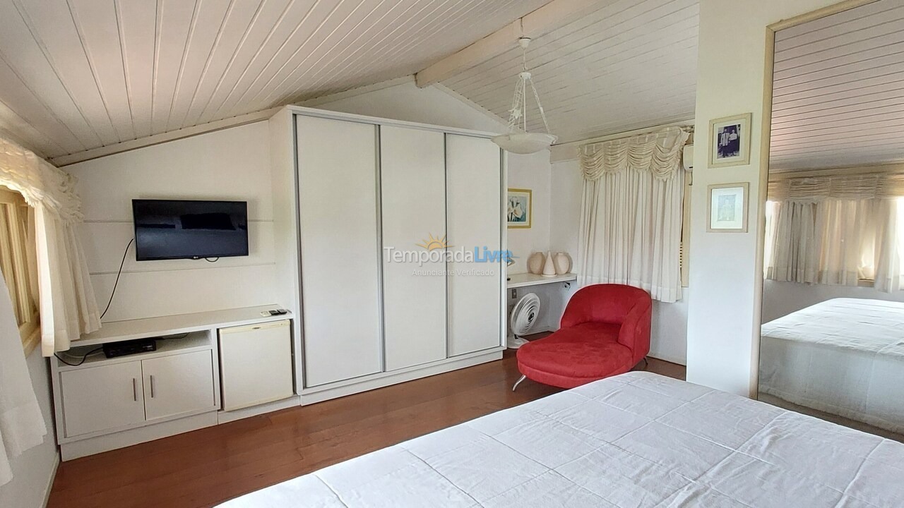 House for vacation rental in Florianópolis (Jurere Tradicional)