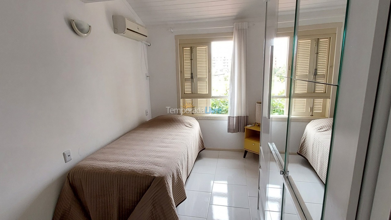 House for vacation rental in Florianópolis (Jurere Tradicional)