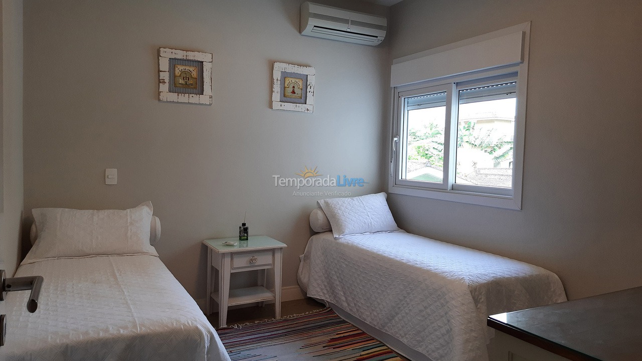 House for vacation rental in São Sebastião (Maresias)