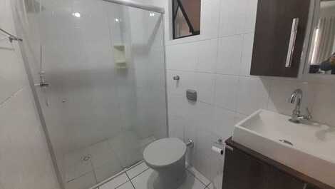 2 DORMITORIOS FRENTE AVENIDA, NA QUADRA DO MAR