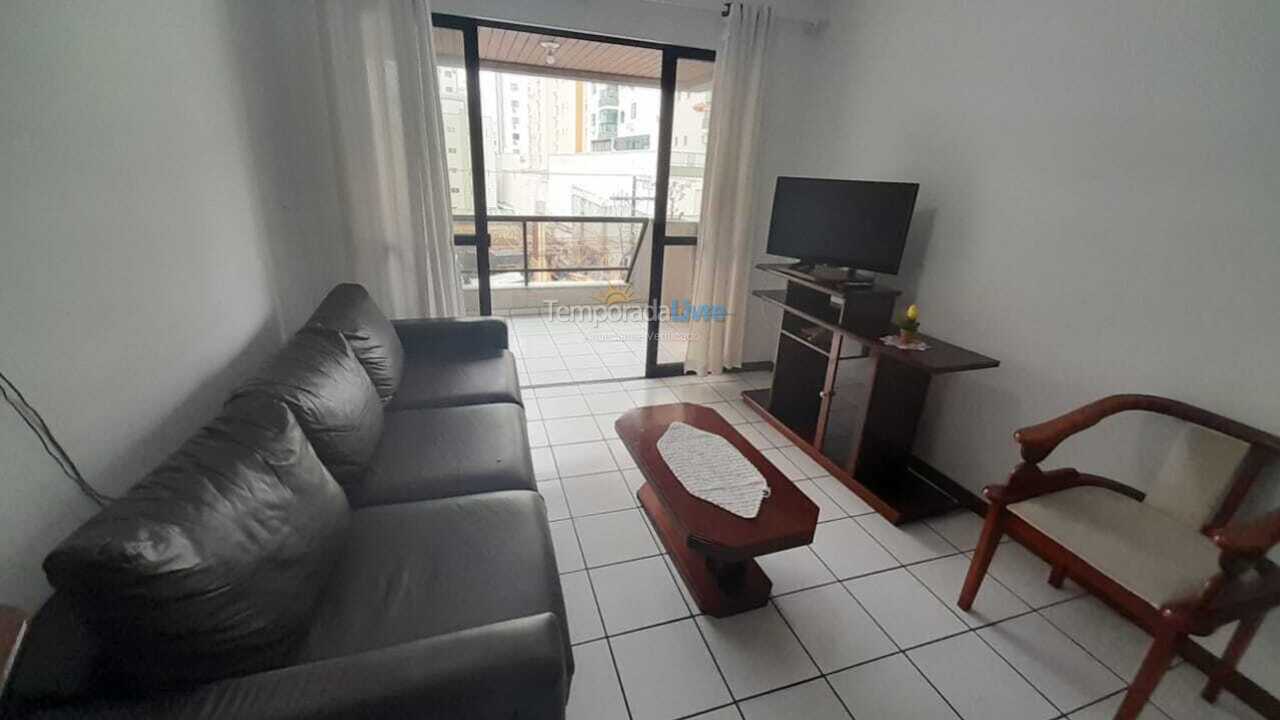 Apartamento para aluguel de temporada em Itapema (Meia Praia)