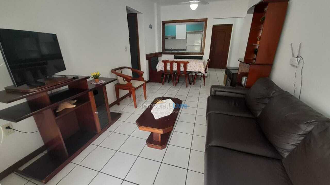 Apartamento para aluguel de temporada em Itapema (Meia Praia)