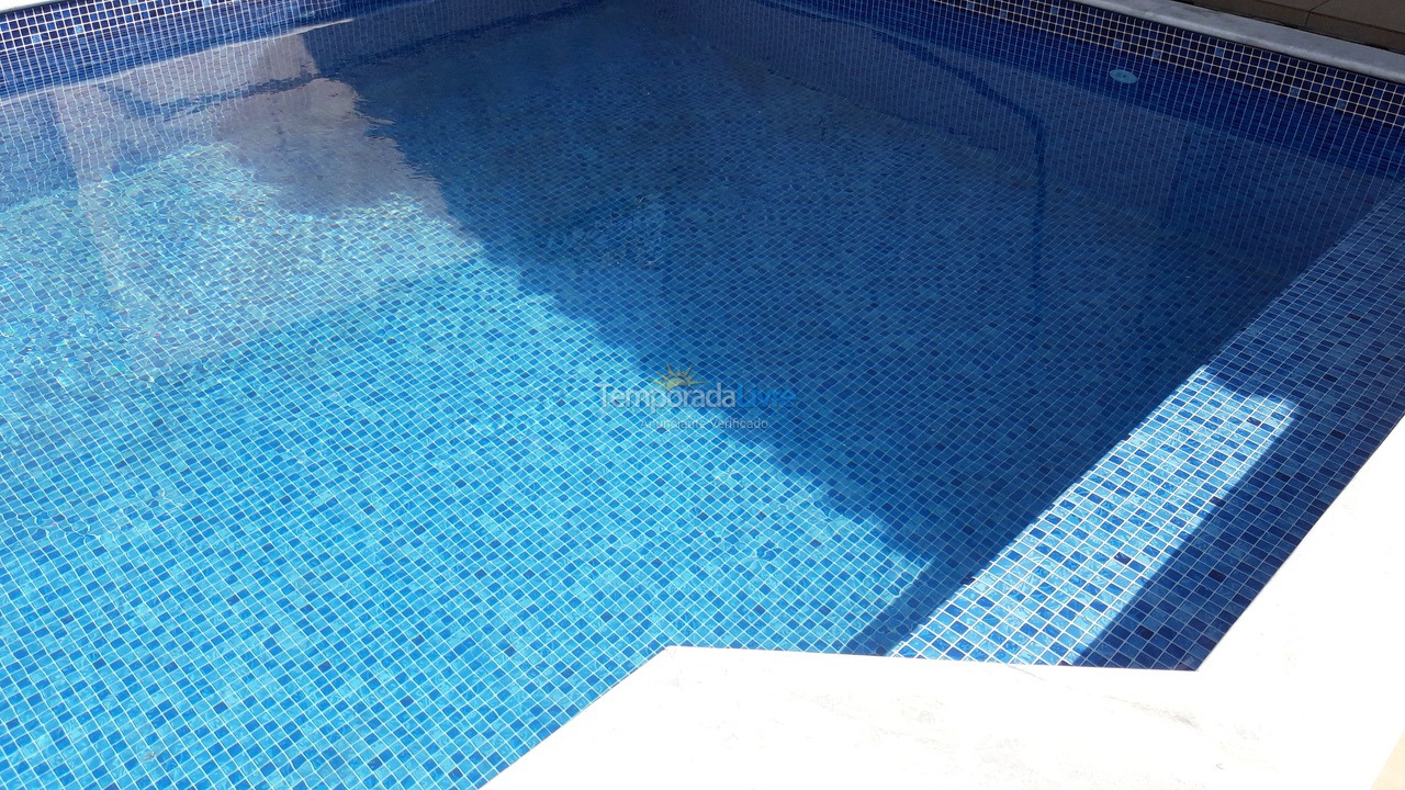 Casa para aluguel de temporada em Peruíbe (Belmira Novaes Ruinas)