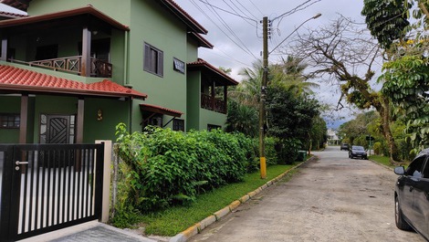 Townhouse in the Costa do Sol Condominium close to the beach