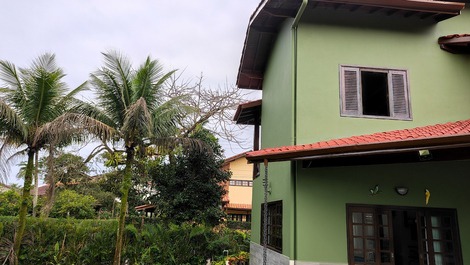 Townhouse in the Costa do Sol Condominium close to the beach