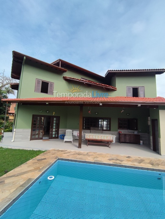 House for vacation rental in Bertioga (Praia de Guaratuba)