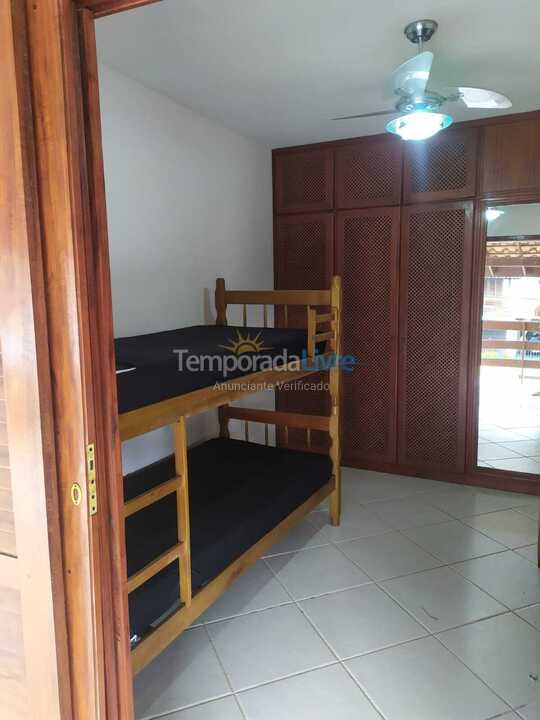 Casa para aluguel de temporada em Ubatuba (Praia Grande)