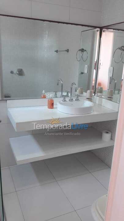 Apartamento para aluguel de temporada em Itapema (Meia Praia)