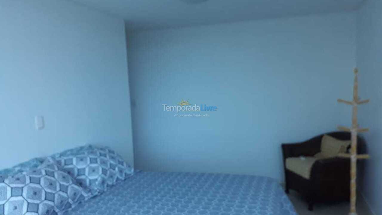 Apartamento para aluguel de temporada em Itapema (Meia Praia)