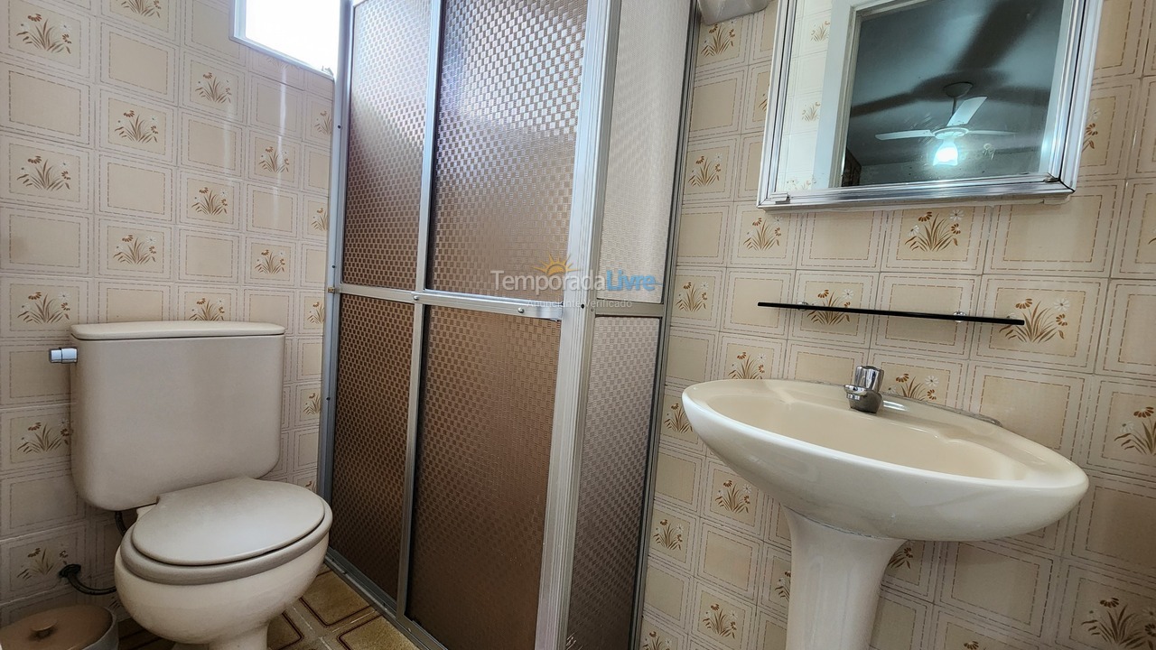 Apartamento para alquiler de vacaciones em Guarujá (Pitangueiras)