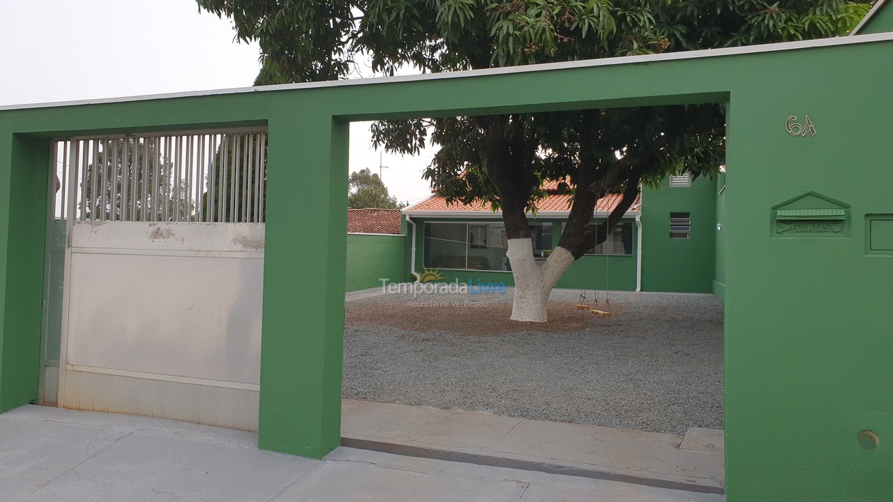 Casa para aluguel de temporada em Limeira (Jardim Celina)