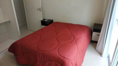 Ap-023 - FRENTE AL MAR - balcón grande - PARA 10 PERSONAS