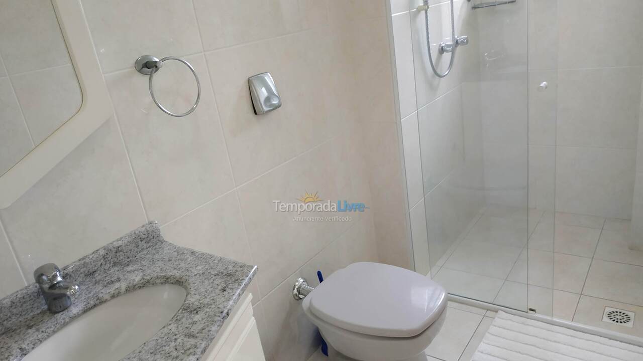 Apartamento para alquiler de vacaciones em Itapema (Meia Praia)