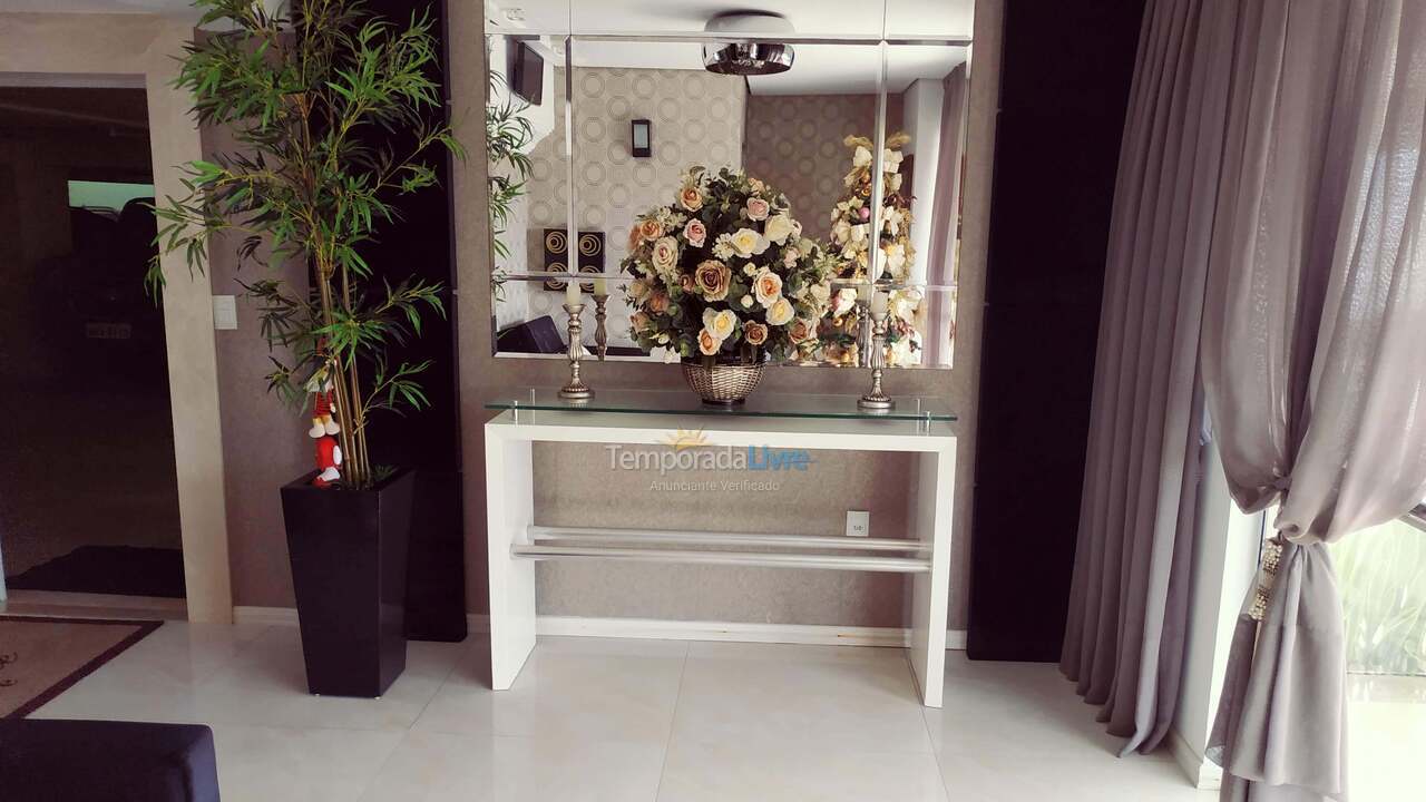 Apartamento para alquiler de vacaciones em Itapema (Meia Praia)