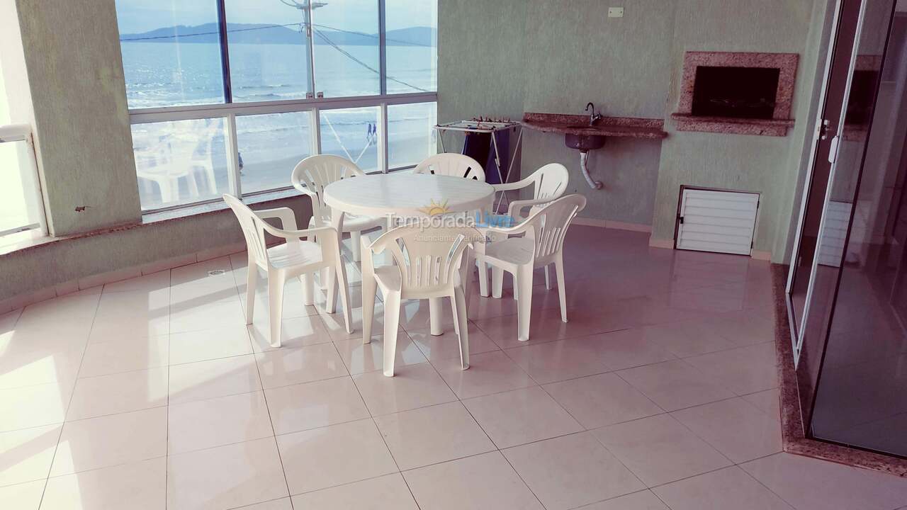 Apartamento para alquiler de vacaciones em Itapema (Meia Praia)