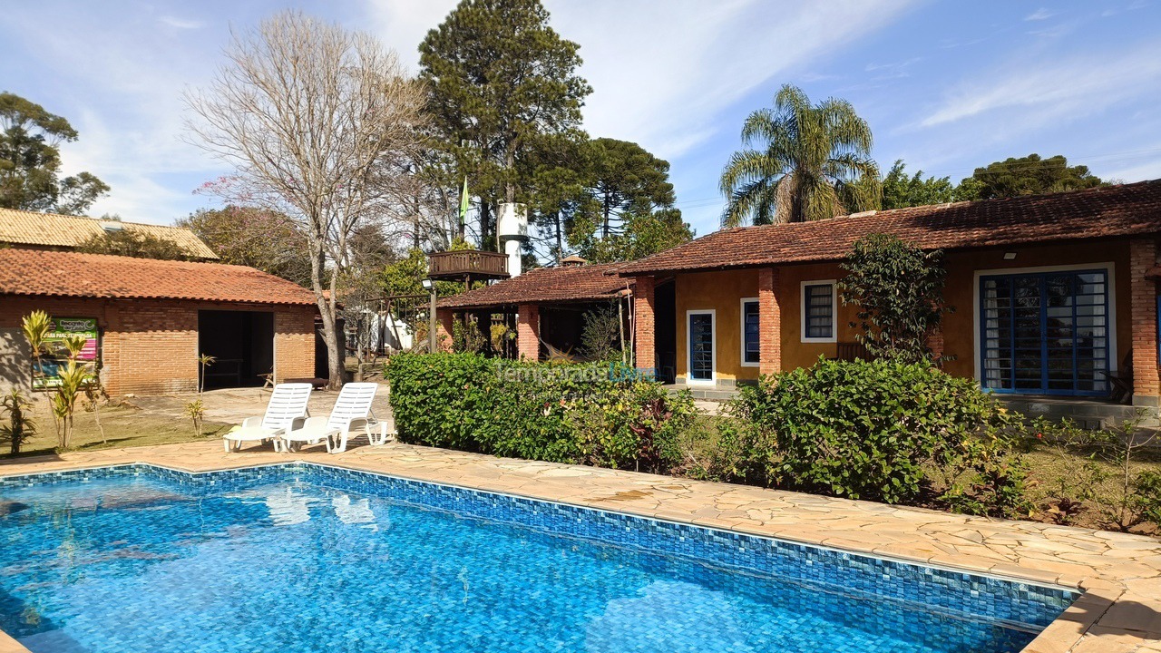 Casa para aluguel de temporada em Pinhalzinho (Pinhalzinho)