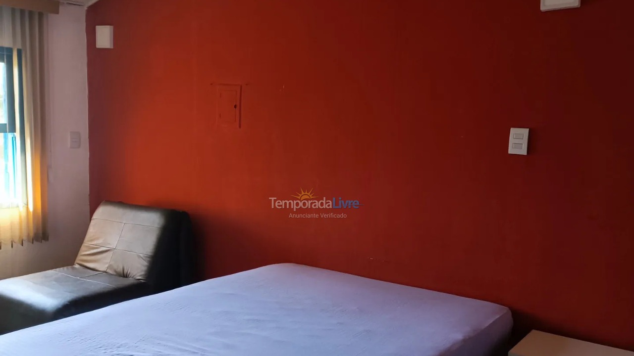 Casa para aluguel de temporada em Pinhalzinho (Pinhalzinho)