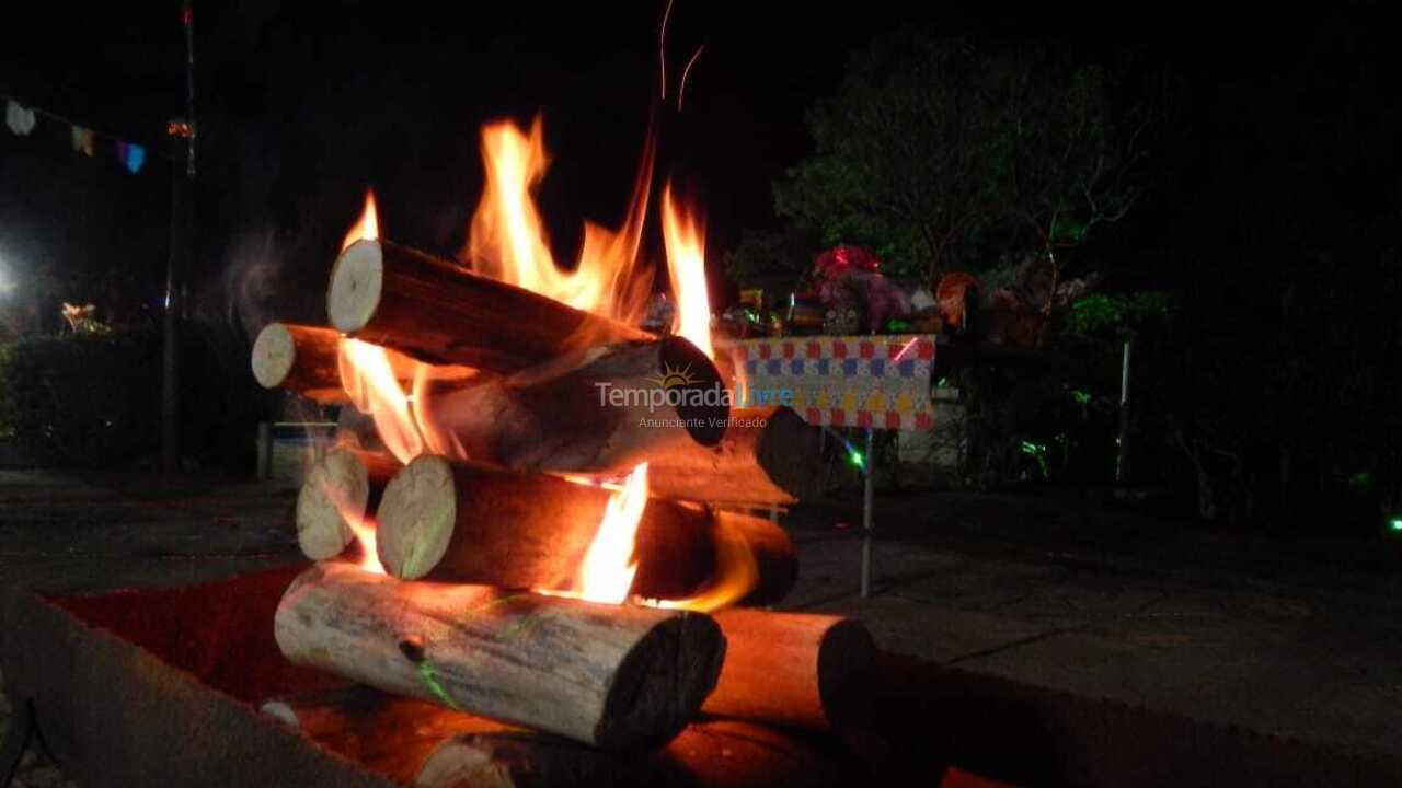 Casa para aluguel de temporada em Pinhalzinho (Pinhalzinho)